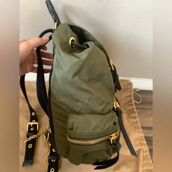 NWT Burberry Rucksack Olive Green Medium Backpack - Picture 3 of 9